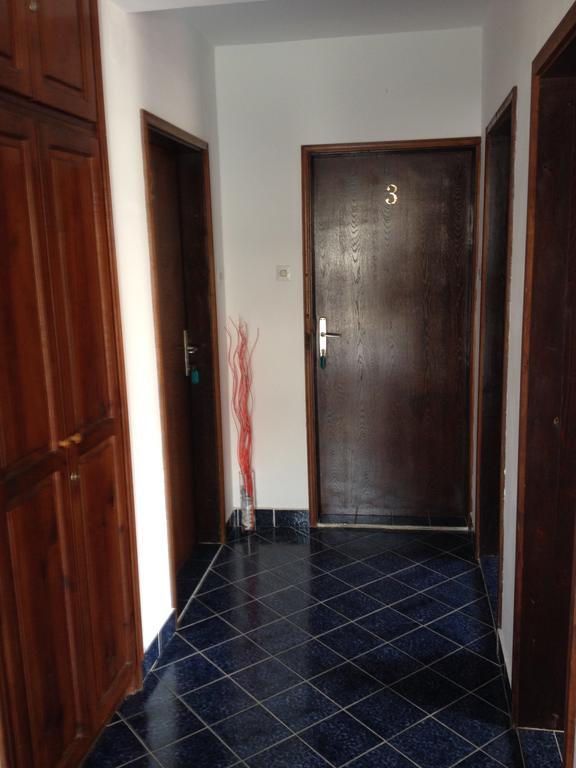 Apartments Holiday Budva Phòng bức ảnh