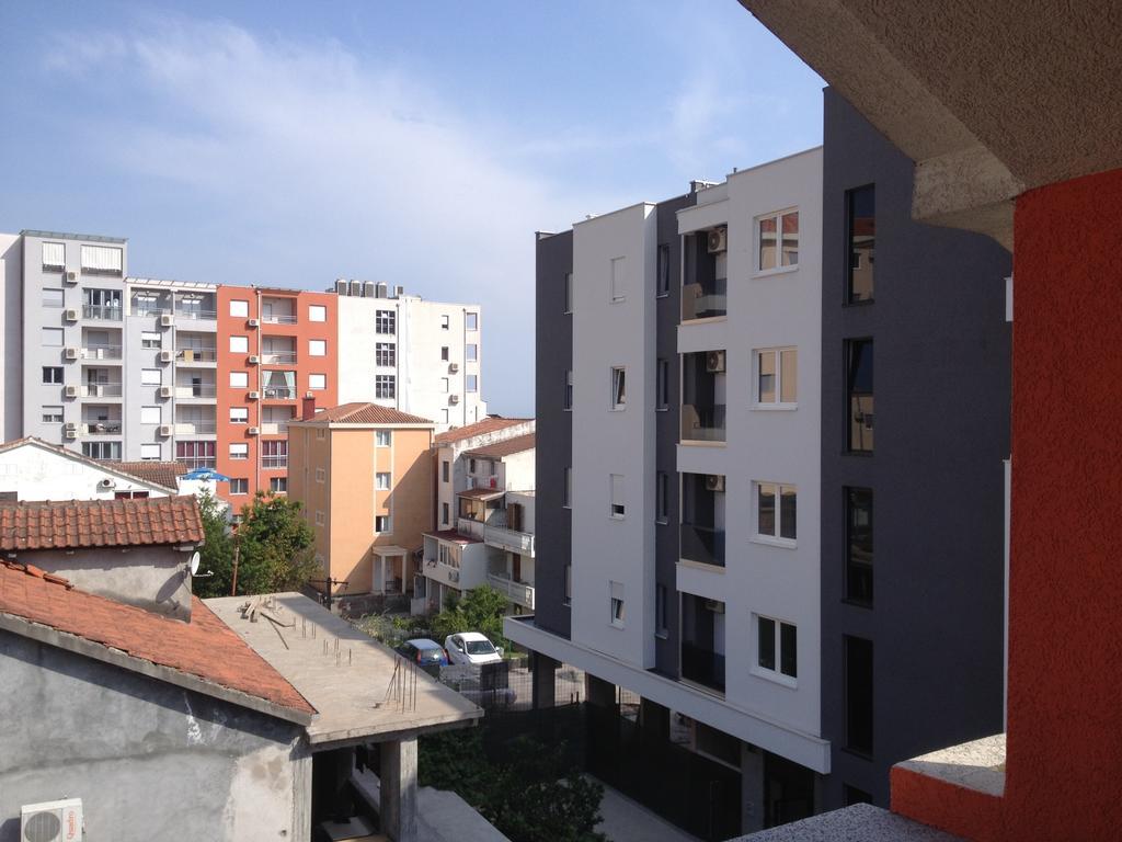 Apartments Holiday Budva Phòng bức ảnh