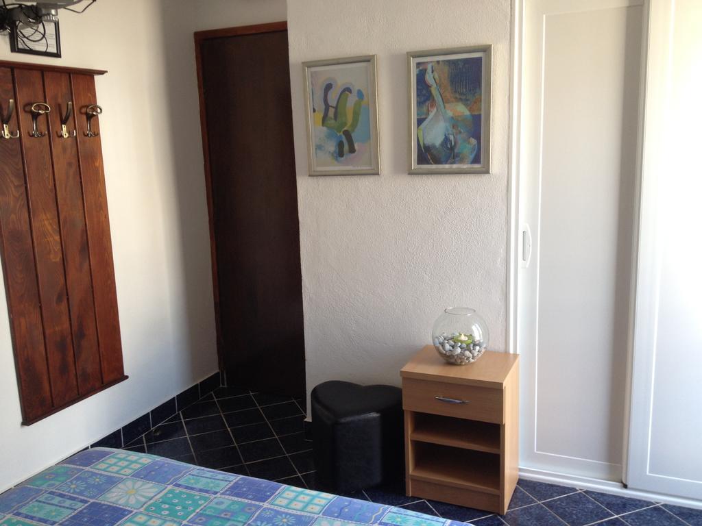 Apartments Holiday Budva Phòng bức ảnh