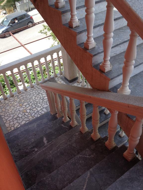 Apartments Holiday Budva Ngoại thất bức ảnh