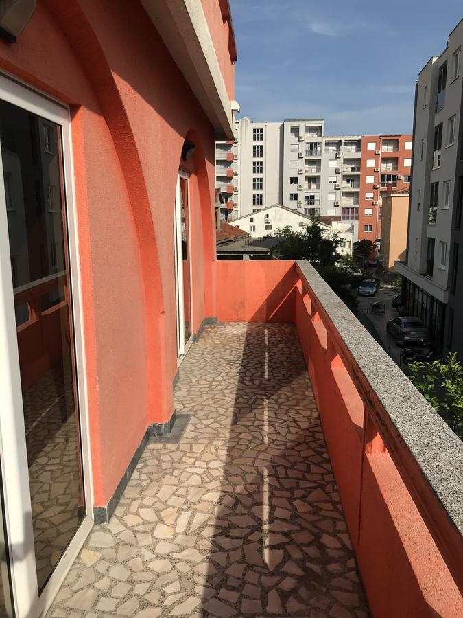 Apartments Holiday Budva Ngoại thất bức ảnh